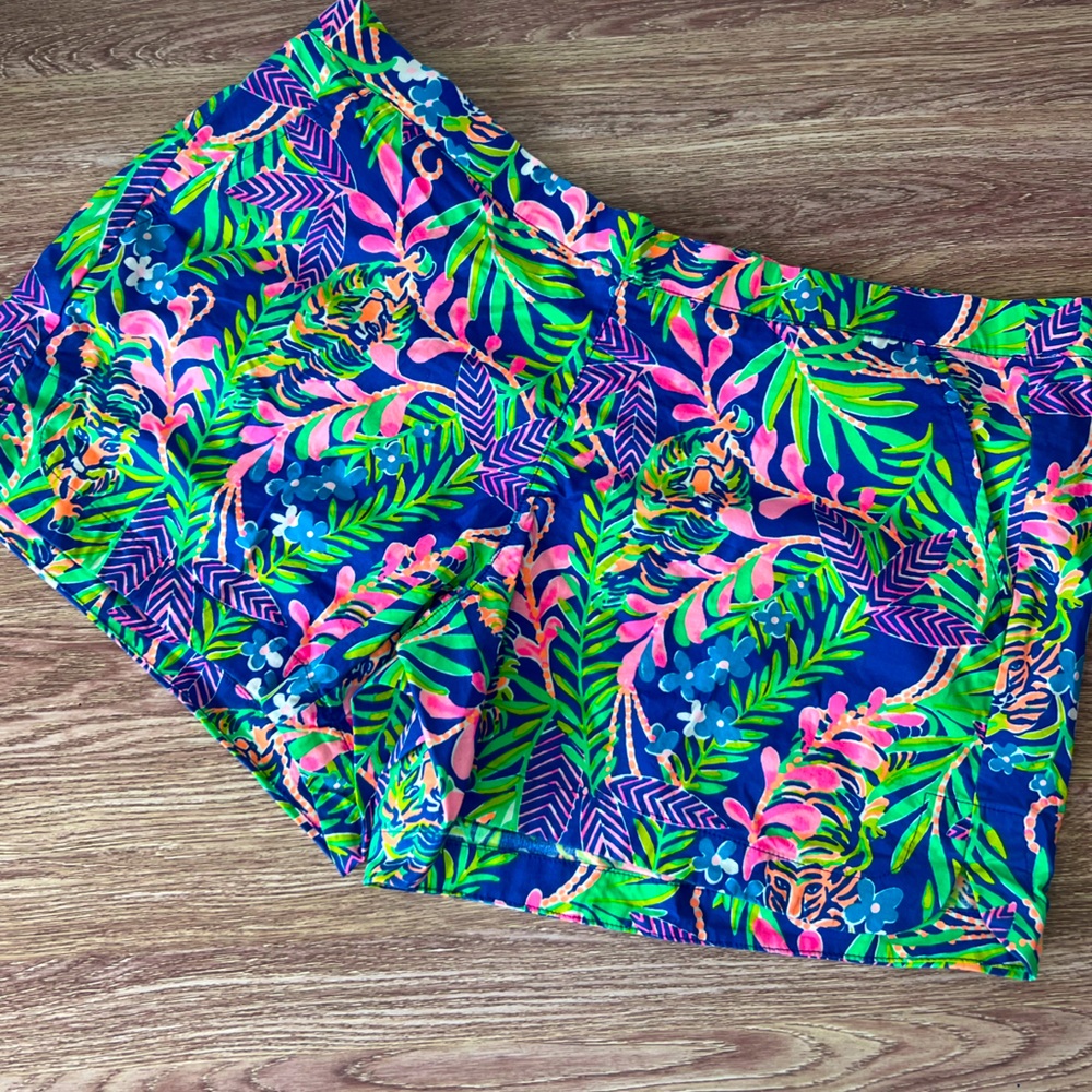 Lilly Pulitzer Ocean View Shorts sz Large